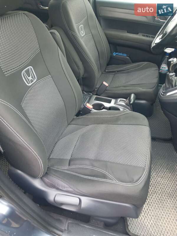 Внедорожник / Кроссовер Honda CR-V 2008 в Каменец-Подольском