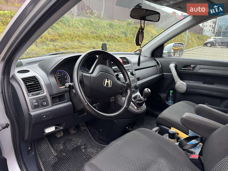 Внедорожник / Кроссовер Honda CR-V 2007 в Тернополе фото 12 Внедорожник / Кроссовер Honda CR-V 2007 в Тернополе
