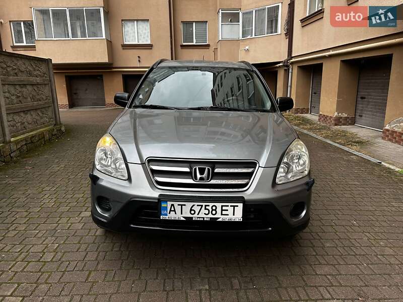 Внедорожник / Кроссовер Honda CR-V 2005 в Ивано-Франковске