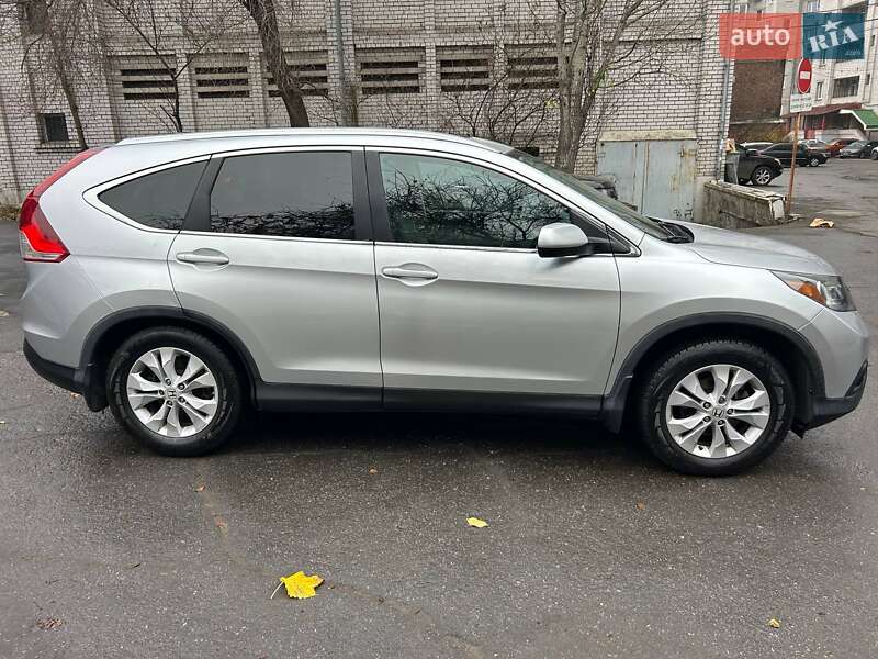 Позашляховик / Кросовер Honda CR-V 2013 в Дніпрі