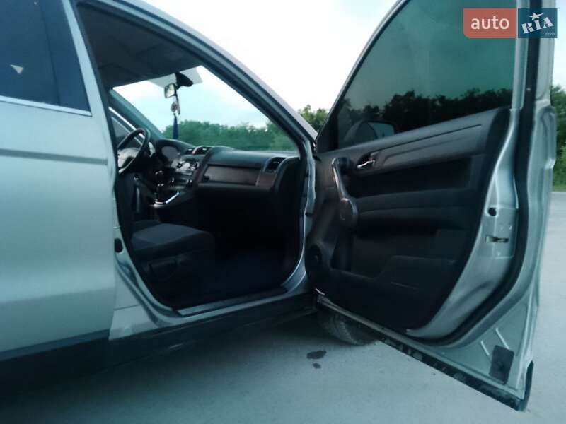 Внедорожник / Кроссовер Honda CR-V 2007 в Борщеве