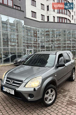 Внедорожник / Кроссовер Honda CR-V 2005 в Ивано-Франковске