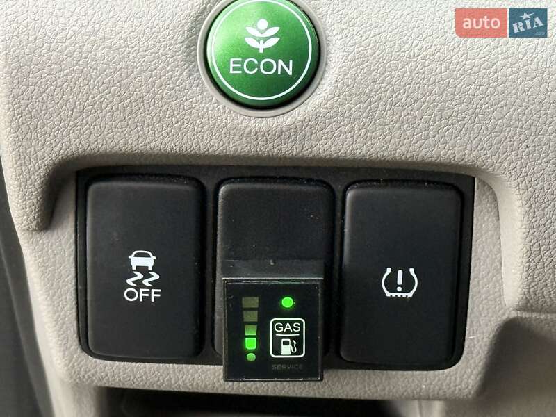 Внедорожник / Кроссовер Honda CR-V 2015 в Киеве фото 41 Внедорожник / Кроссовер Honda CR-V 2015 в Киеве