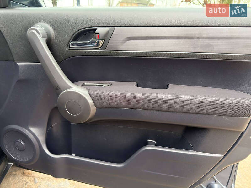 Позашляховик / Кросовер Honda CR-V 2009 в Охтирці фото 38 Позашляховик / Кросовер Honda CR-V 2009 в Охтирці