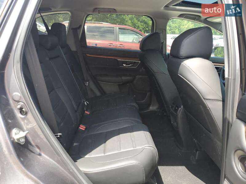 Внедорожник / Кроссовер Honda CR-V 2020 в Ивано-Франковске