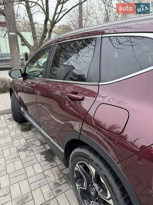 Внедорожник / Кроссовер Honda CR-V 2018 в Хмельницком