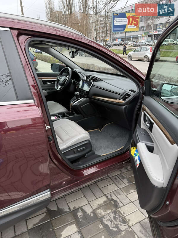 Внедорожник / Кроссовер Honda CR-V 2018 в Хмельницком