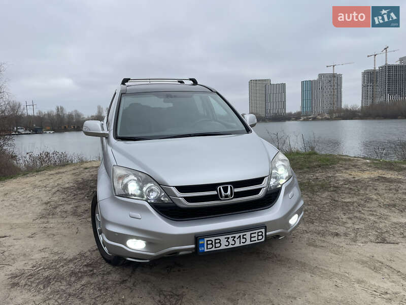 Позашляховик / Кросовер Honda CR-V 2011 в Києві