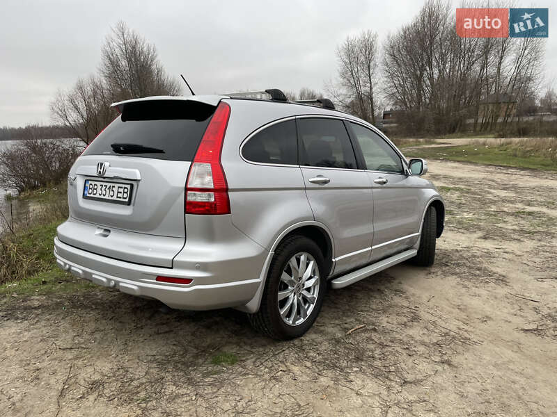 Позашляховик / Кросовер Honda CR-V 2011 в Києві