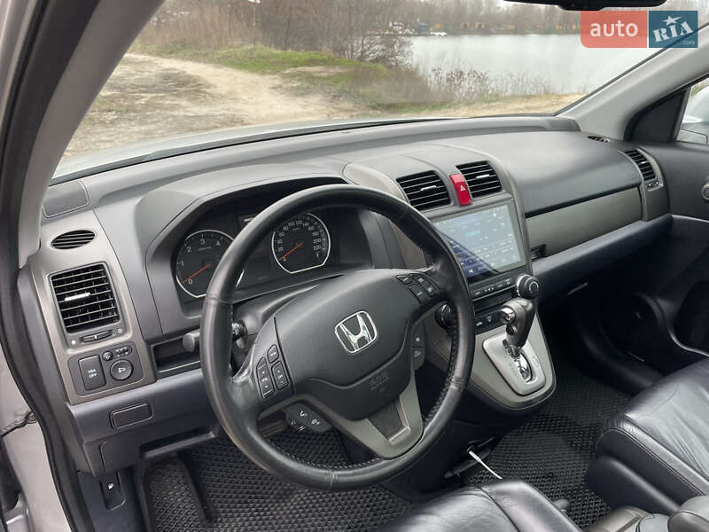 Позашляховик / Кросовер Honda CR-V 2011 в Києві