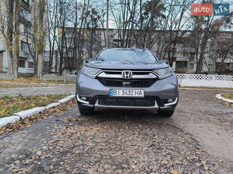Внедорожник / Кроссовер Honda CR-V 2016 в Полтаве