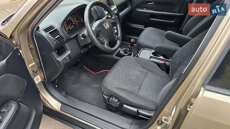 Позашляховик / Кросовер Honda CR-V 2006 в Дніпрі фото 35 Позашляховик / Кросовер Honda CR-V 2006 в Дніпрі