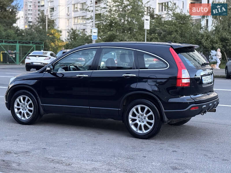 Позашляховик / Кросовер Honda CR-V 2007 в Києві