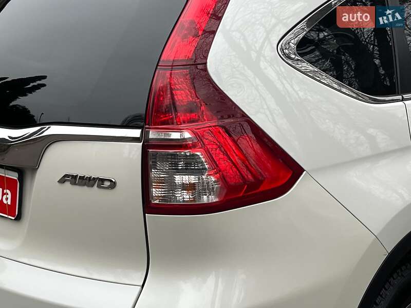 Позашляховик / Кросовер Honda CR-V 2016 в Києві