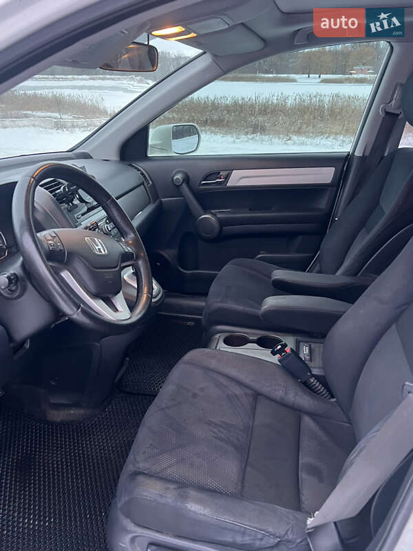Позашляховик / Кросовер Honda CR-V 2011 в Богодухіву