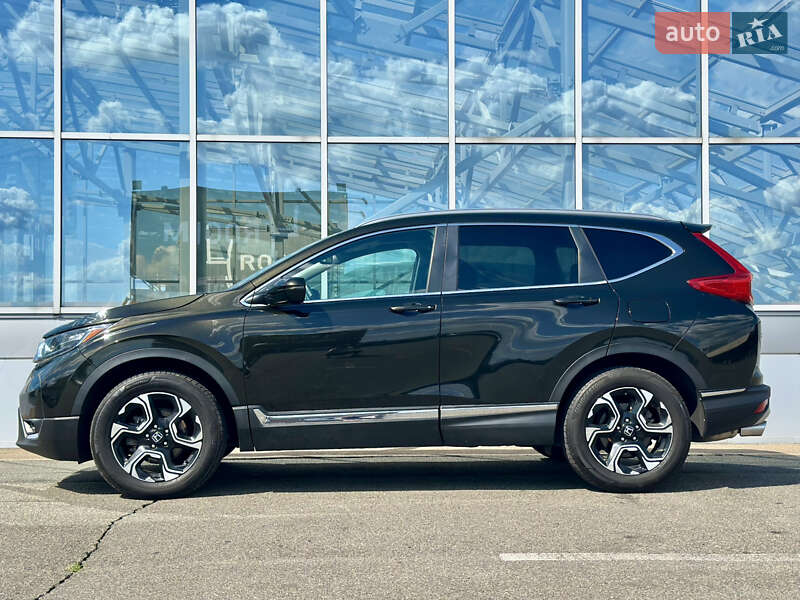 Позашляховик / Кросовер Honda CR-V 2018 в Києві