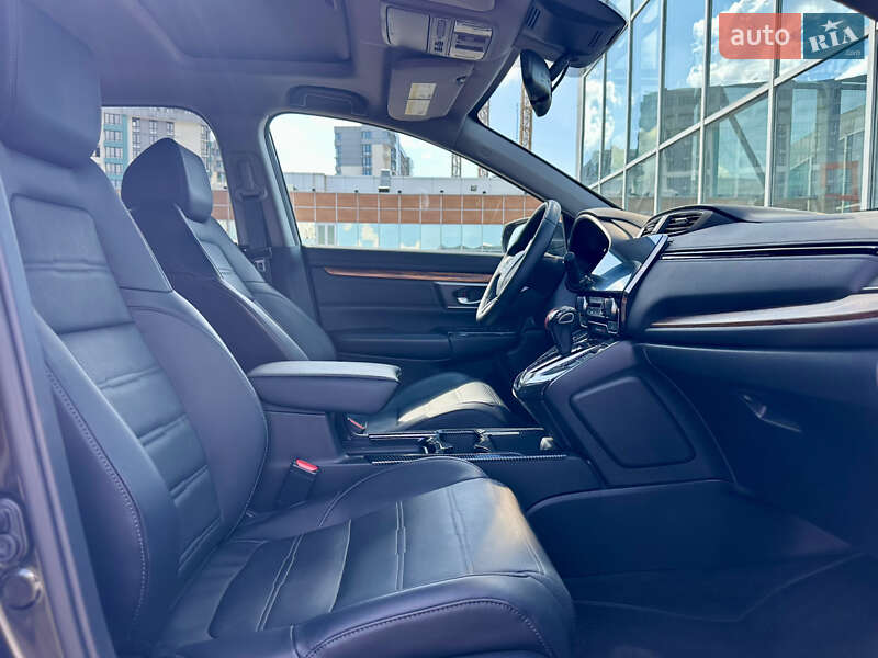 Позашляховик / Кросовер Honda CR-V 2018 в Києві