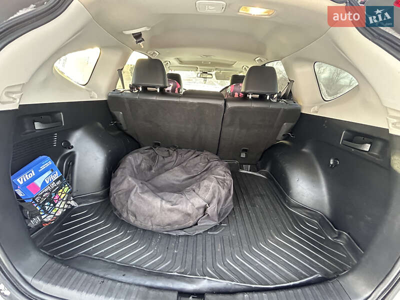 Внедорожник / Кроссовер Honda CR-V 2014 в Киеве