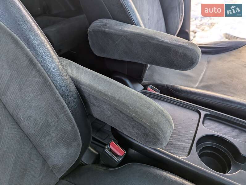 Позашляховик / Кросовер Honda CR-V 2003 в Трускавці фото 22 Позашляховик / Кросовер Honda CR-V 2003 в Трускавці