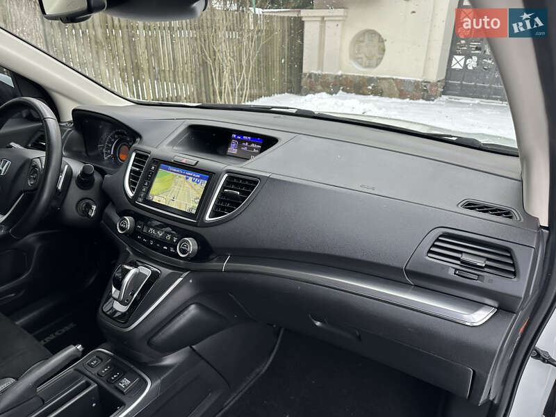 Внедорожник / Кроссовер Honda CR-V 2017 в Киеве