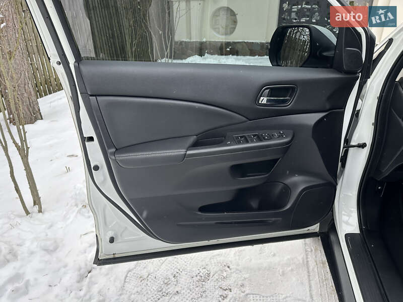 Внедорожник / Кроссовер Honda CR-V 2017 в Киеве