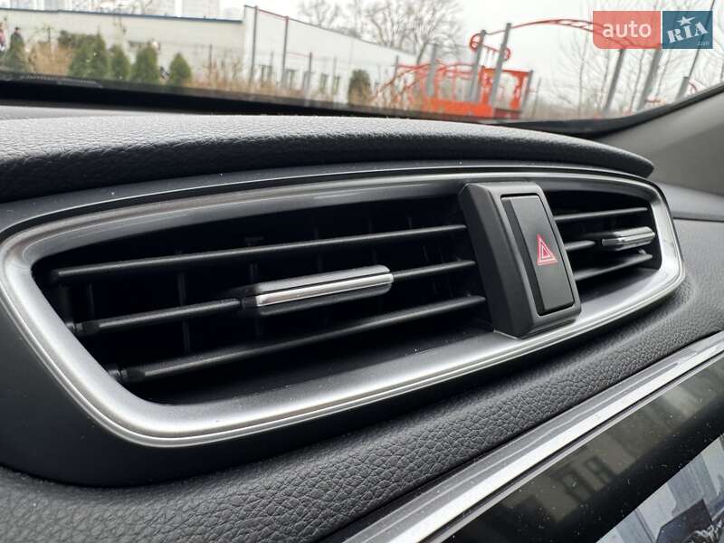 Внедорожник / Кроссовер Honda CR-V 2018 в Киеве