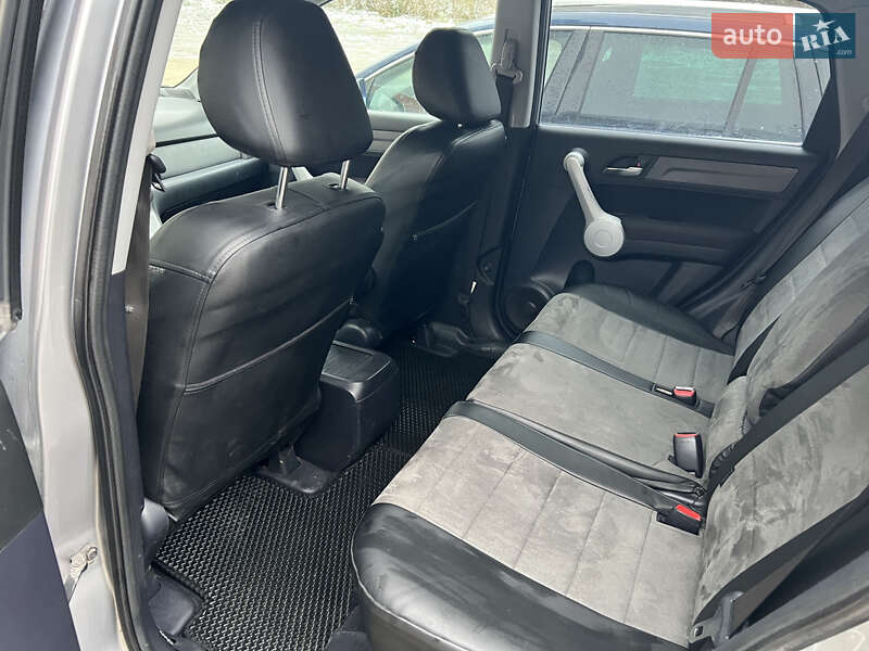 Позашляховик / Кросовер Honda CR-V 2008 в Тернополі