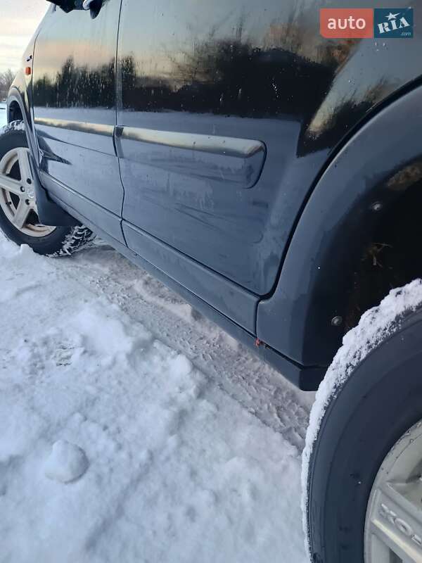 Позашляховик / Кросовер Honda CR-V 2003 в Чорткові