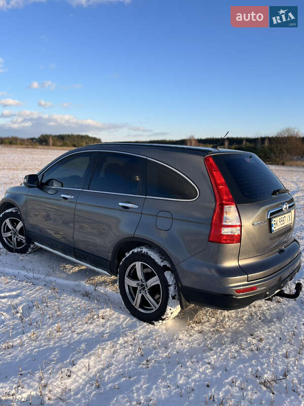 Внедорожник / Кроссовер Honda CR-V 2010 в Радивилове