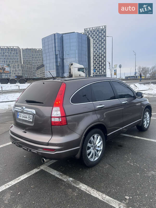 Внедорожник / Кроссовер Honda CR-V 2010 в Киеве