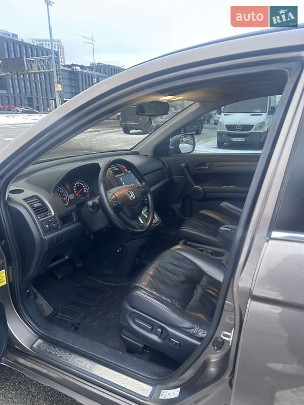 Внедорожник / Кроссовер Honda CR-V 2010 в Киеве