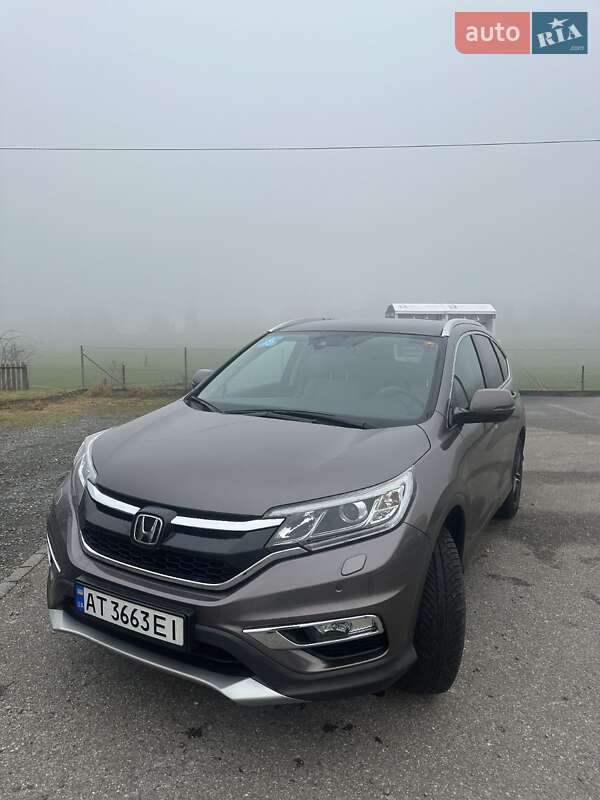Позашляховик / Кросовер Honda CR-V 2016 в Городенці