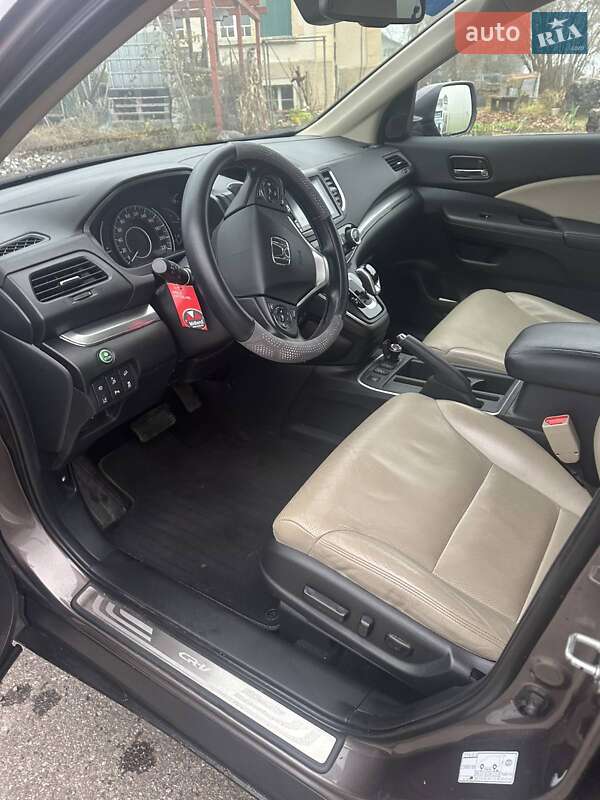 Позашляховик / Кросовер Honda CR-V 2016 в Городенці