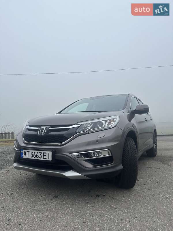 Позашляховик / Кросовер Honda CR-V 2016 в Городенці