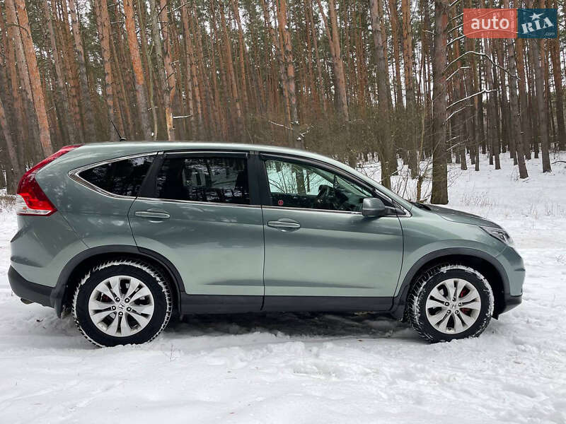 Позашляховик / Кросовер Honda CR-V 2012 в Києві