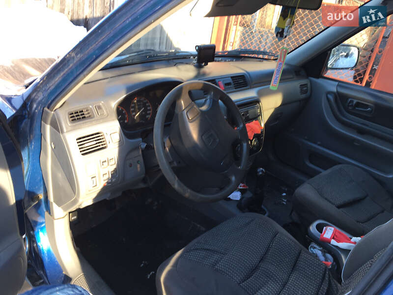 Внедорожник / Кроссовер Honda CR-V 1998 в Черной Тисе фото 12 Внедорожник / Кроссовер Honda CR-V 1998 в Черной Тисе