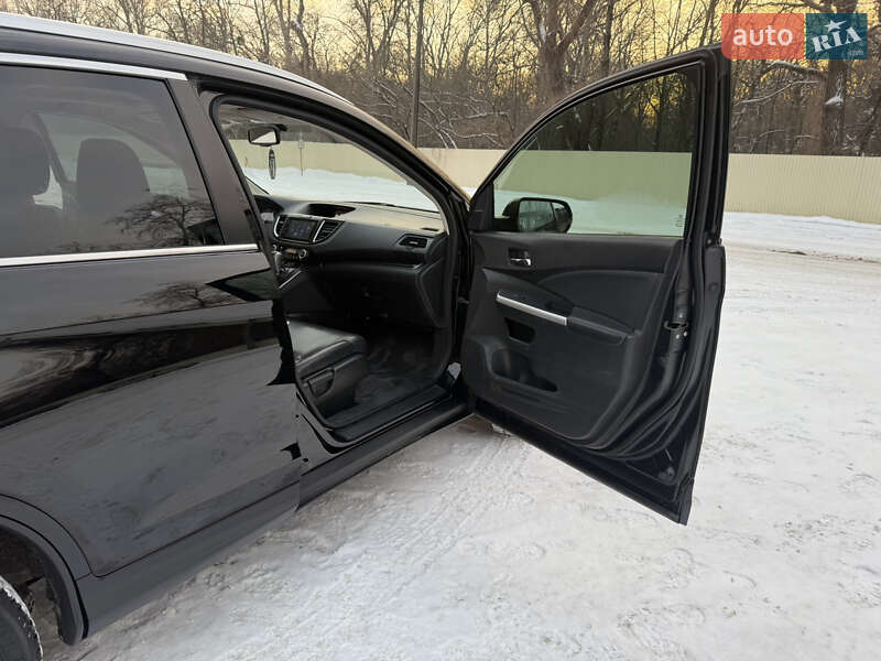 Внедорожник / Кроссовер Honda CR-V 2016 в Киеве