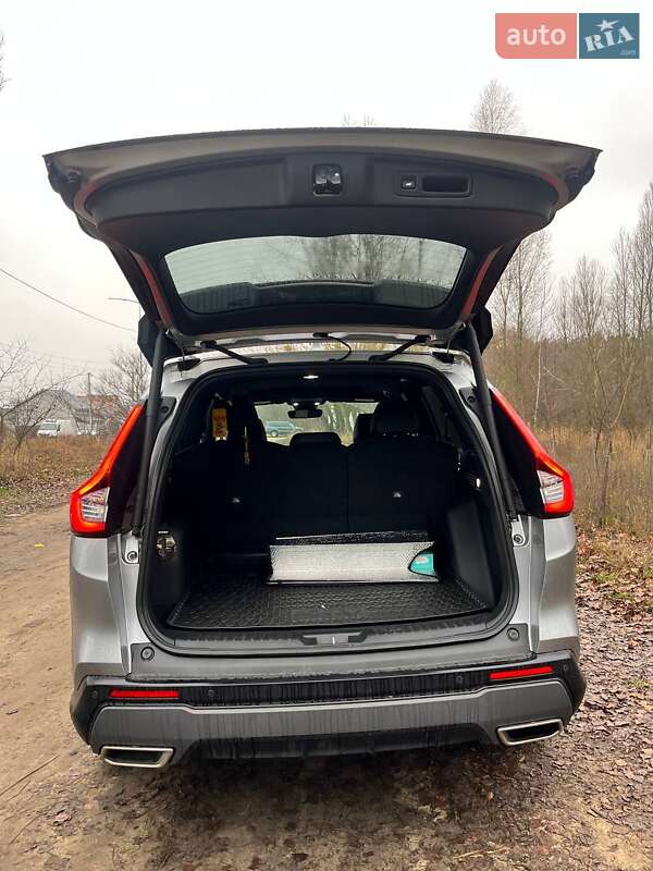 Внедорожник / Кроссовер Honda CR-V 2023 в Киеве