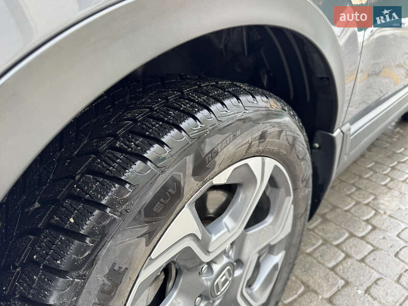 Внедорожник / Кроссовер Honda CR-V 2019 в Тернополе