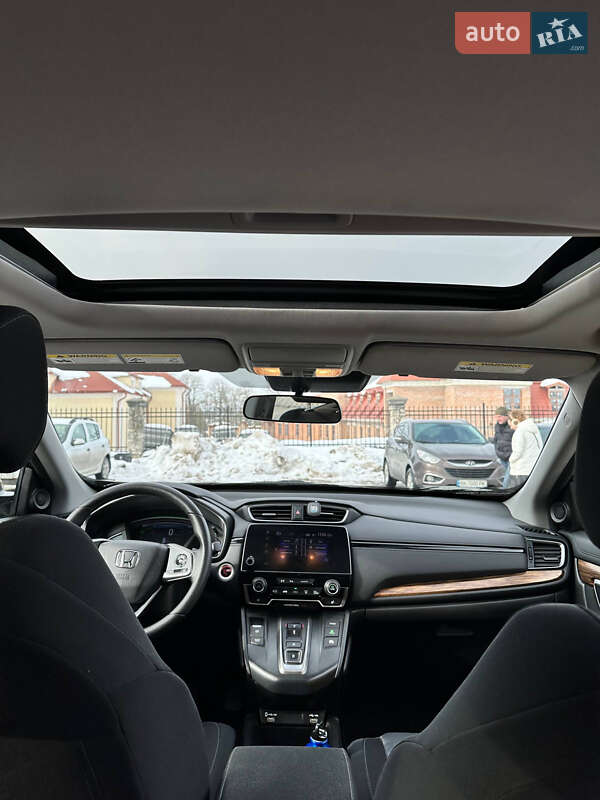 Внедорожник / Кроссовер Honda CR-V 2020 в Тернополе
