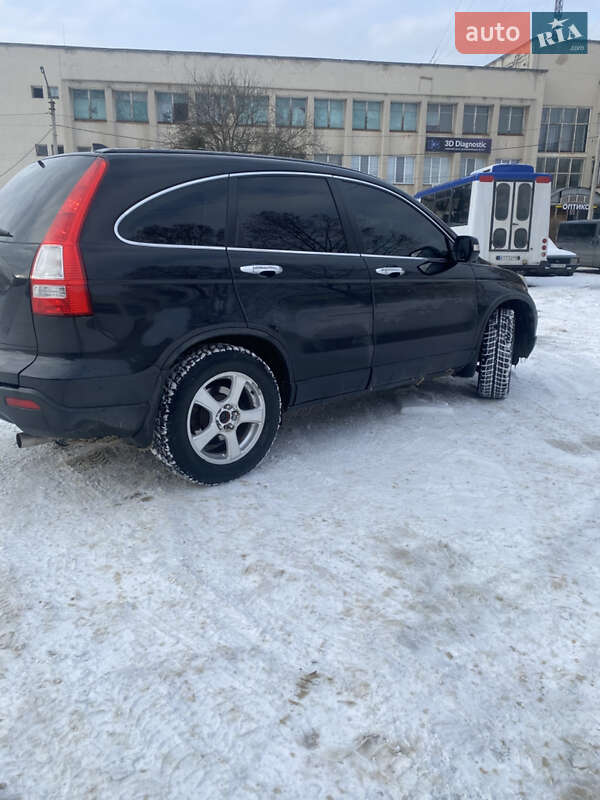 Внедорожник / Кроссовер Honda CR-V 2007 в Новояворовске