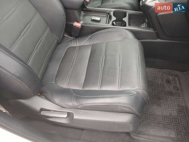 Внедорожник / Кроссовер Honda CR-V 2018 в Полтаве