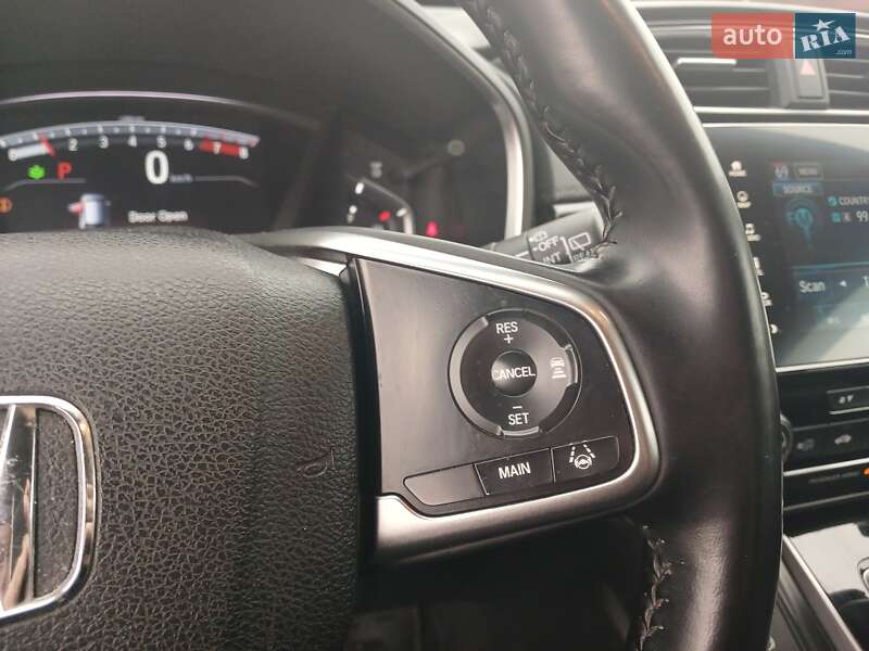 Внедорожник / Кроссовер Honda CR-V 2018 в Полтаве