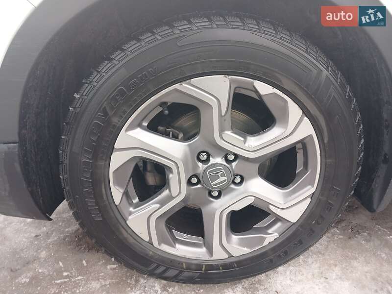 Внедорожник / Кроссовер Honda CR-V 2018 в Полтаве