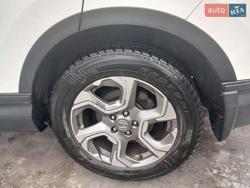 Внедорожник / Кроссовер Honda CR-V 2018 в Полтаве