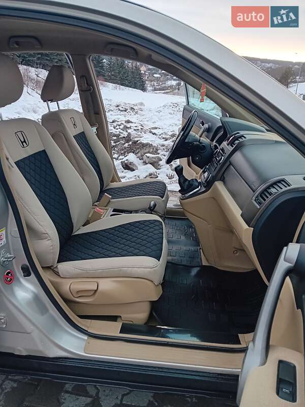 Внедорожник / Кроссовер Honda CR-V 2007 в Тернополе