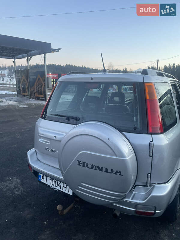 Внедорожник / Кроссовер Honda CR-V 2000 в Яремче