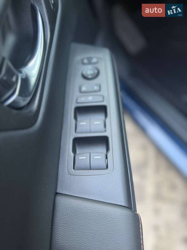 Внедорожник / Кроссовер Honda CR-V 2025 в Ровно