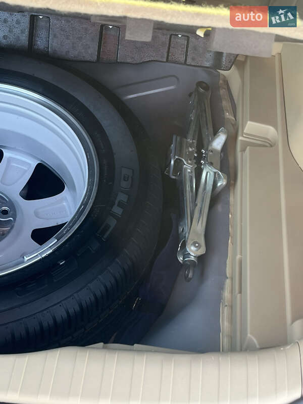 Внедорожник / Кроссовер Honda CR-V 2007 в Жовкве