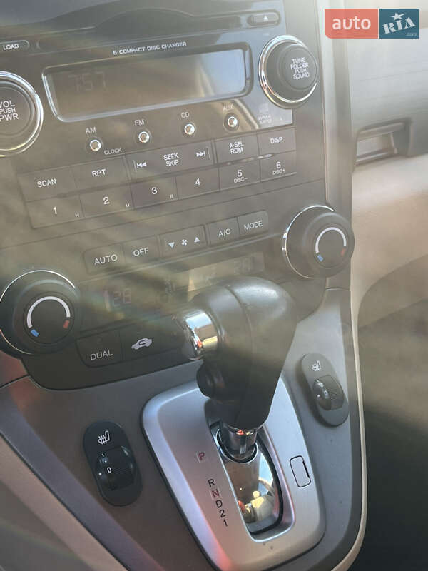 Внедорожник / Кроссовер Honda CR-V 2007 в Жовкве